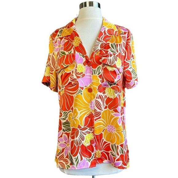 NWT DR2 Hawaiian Floral Print Button Down Multi Color Blouse - Picture 1 of 9